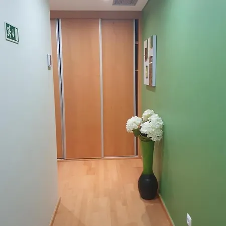 Aptº T2 Duplex - S. Pedro Iii Ponta Delgada