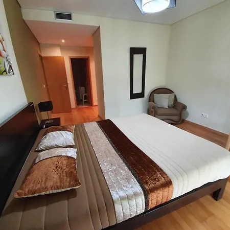 Aptº T2 Duplex - S. Pedro Iii Lägenhet