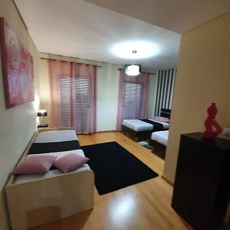 Aptº T2 Duplex - S. Pedro Iii Lägenhet