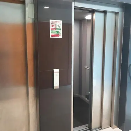 Aptº T2 Duplex - S. Pedro Iii Ponta Delgada