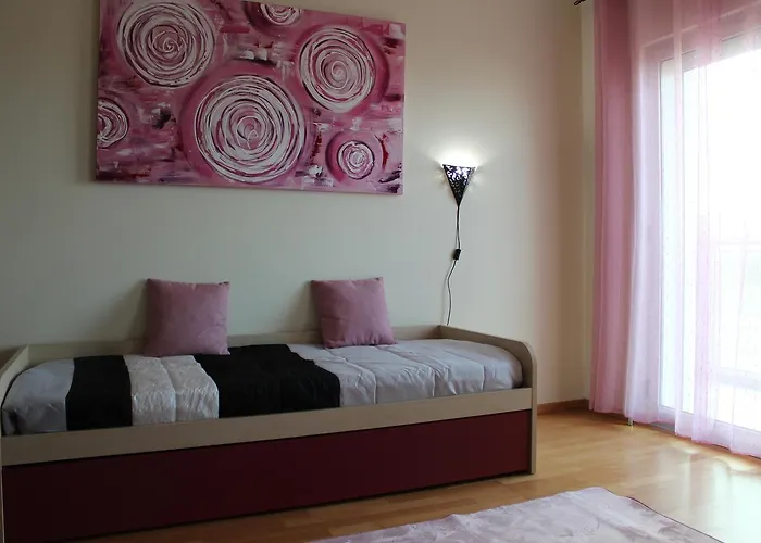 Apartment Aptº T2 Duplex - S. Pedro Iii *