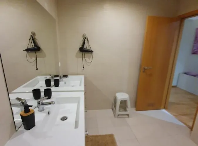 Aptº T2 Duplex - S. Pedro Iii شقة