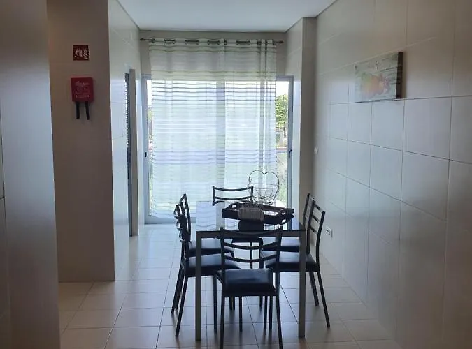 Aptº T2 Duplex - S. Pedro Iii