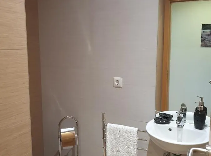 Aptº T2 Duplex - S. Pedro Iii Ponta Delgada